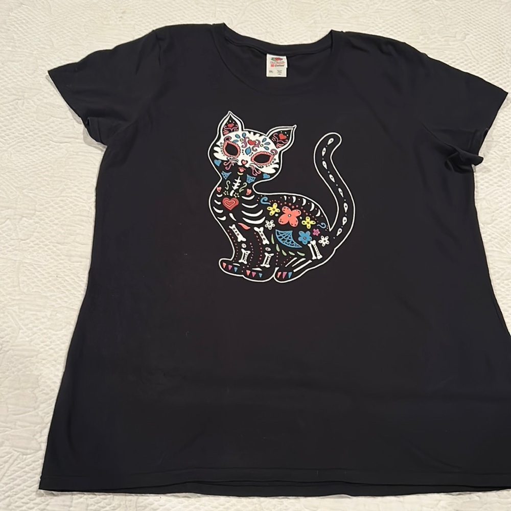 Fruit of the Loom Day of the Death Women’s T-Shirt. Size XL. Cat’s Lovers.
